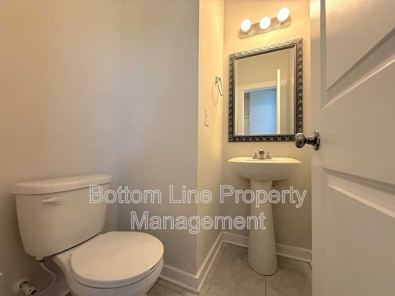 706 Anglin Forest Way - Photo 6 of 36