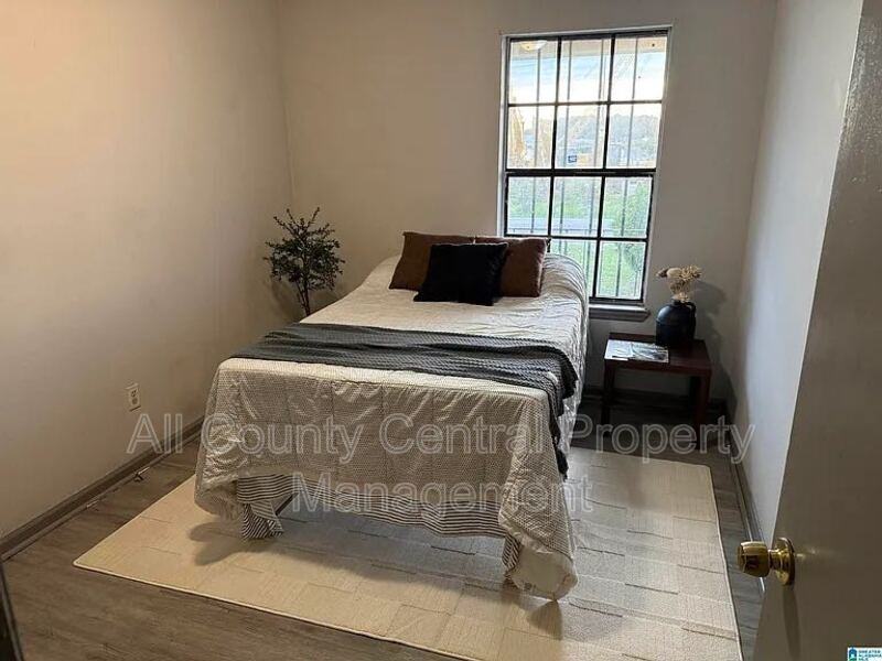 1527 14th St Sw - Photo 6 of 7