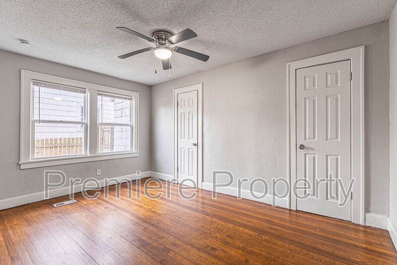 5421 Paseo Blvd #5421PASEO - Photo 7 of 15