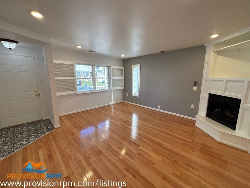 1618 Bishop Rd - Photo 3 of 25