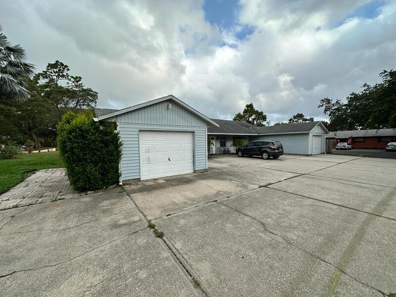 1159 E Rohe St - Photo 4 of 31