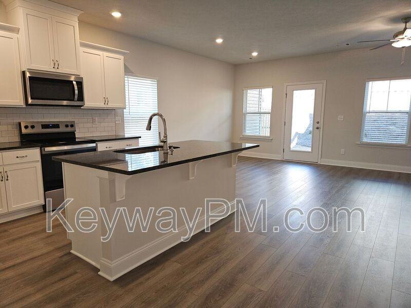 1301 Newbern Dr - Photo 4 of 23