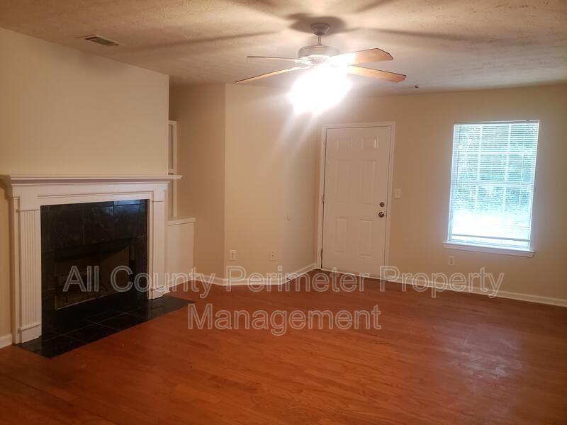 2954 Vining Ridge Ln - Photo 6 of 13