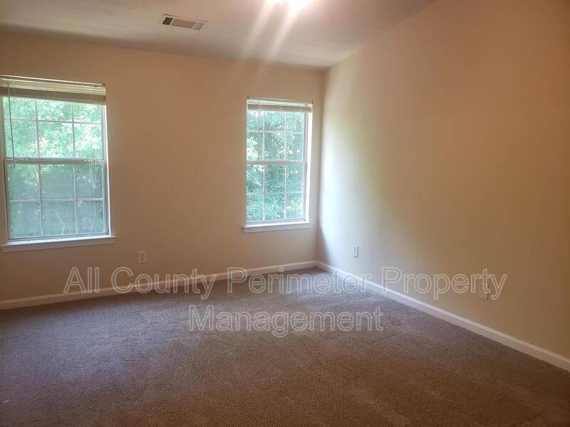 2954 Vining Ridge Ln - Photo 7 of 13