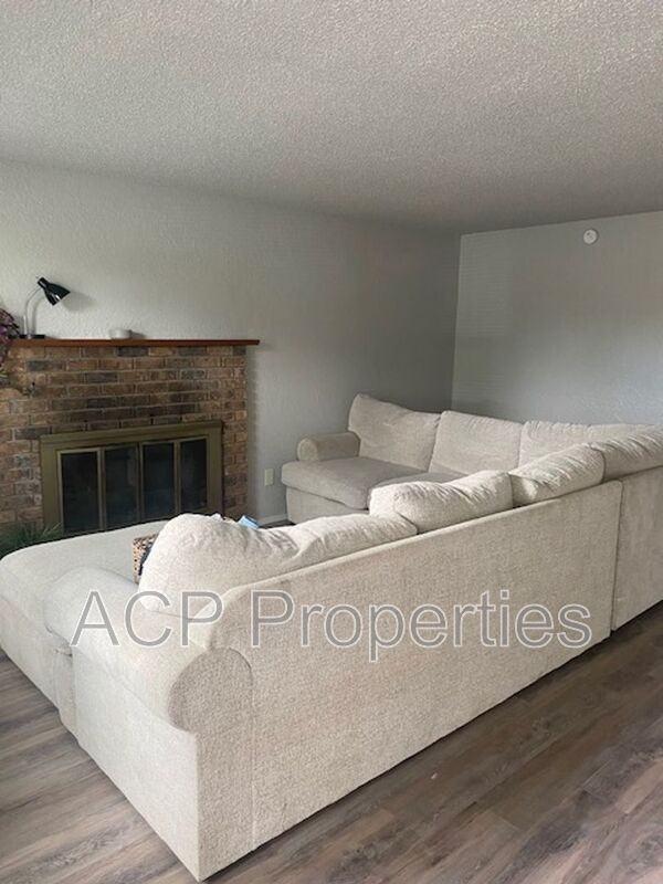 3618 E Rusley Dr - Photo 3 of 17