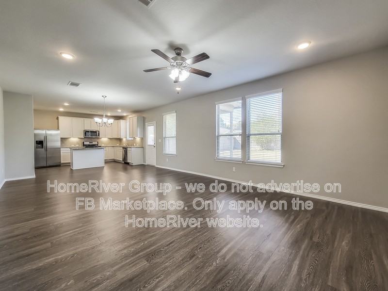 2104 Lost Timbers Dr - Photo 5 of 24