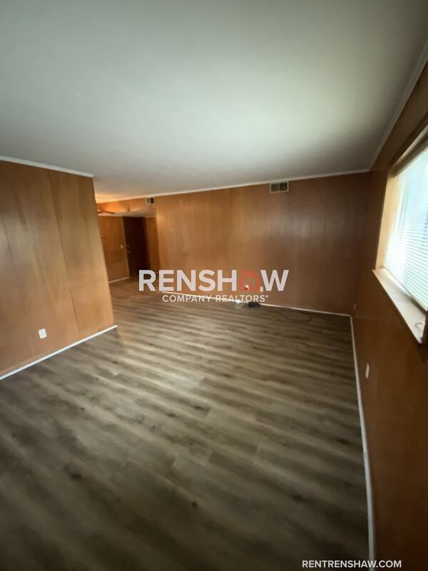 110 E 7th St #1 - Photo 6 of 16