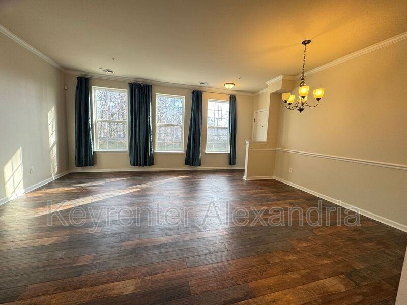 4834 Dane Ridge Cir - Photo 5 of 37