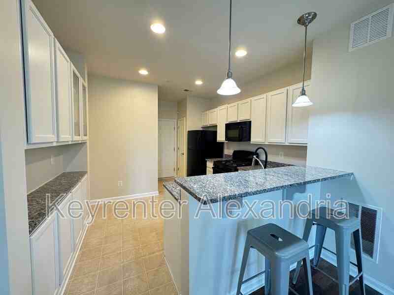 4834 Dane Ridge Cir - Photo 6 of 37