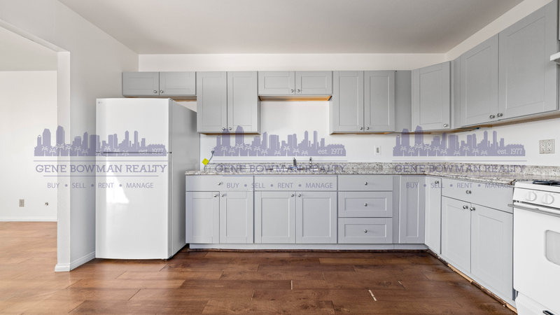 108 Laurel Ave - Photo 2 of 10