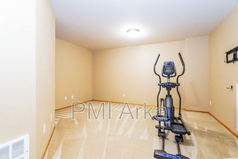 16410 1st Dr Se - Photo 6 of 17