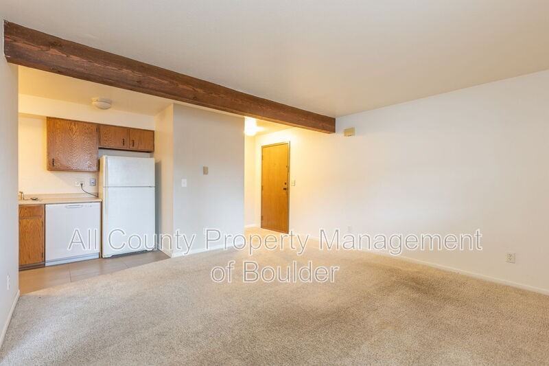 2606 Juniper Ave #34-1 - Photo 4 of 10