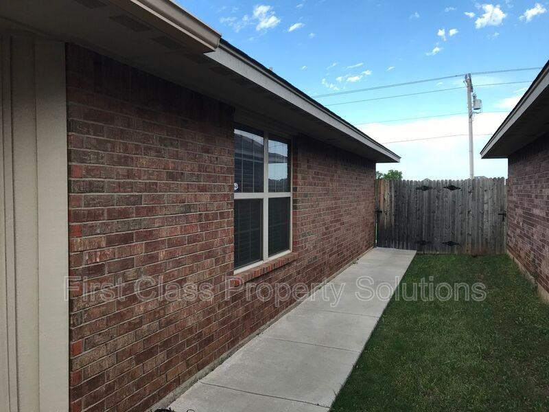 19816 Serenade Way - Photo 3 of 29