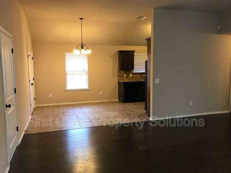 19816 Serenade Way - Photo 4 of 29