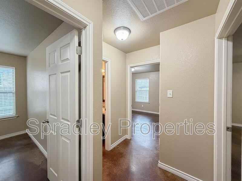 1575 Brady Way - Photo 7 of 17