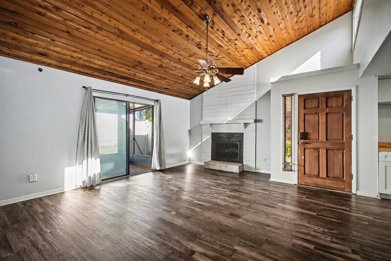 569 Arcadia Dr ##Fl - Photo 5 of 25