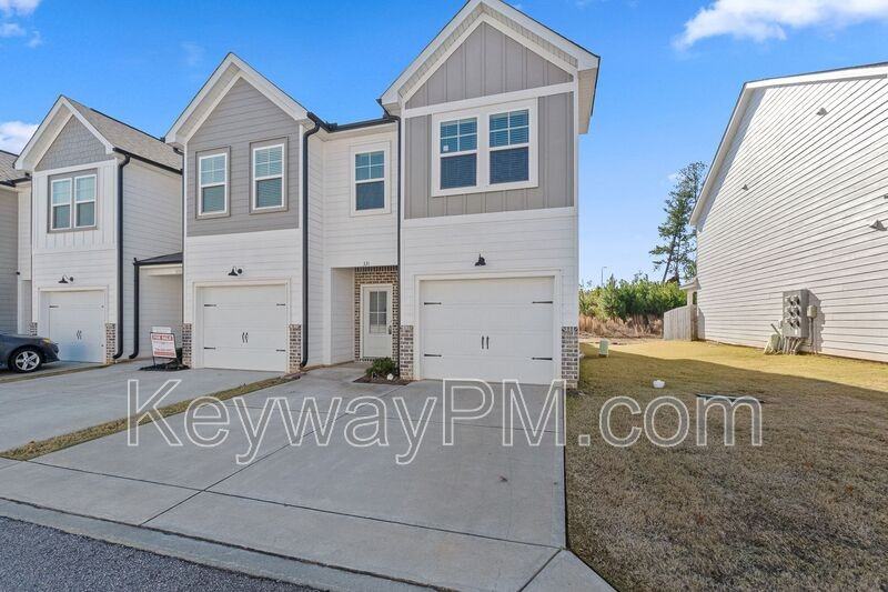 331 Sumac Trl - Photo 3 of 28