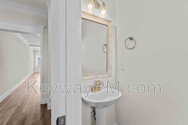 331 Sumac Trl - Photo 5 of 28