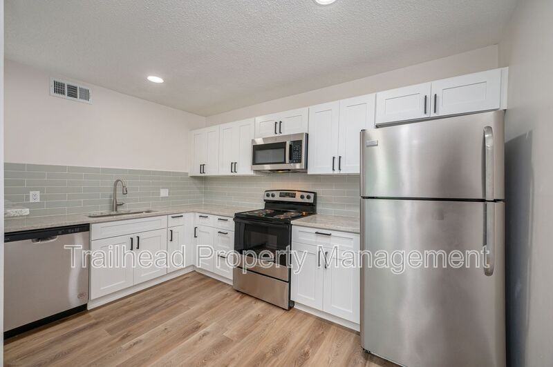 6621 W 94th Ter #12 - Photo 6 of 11