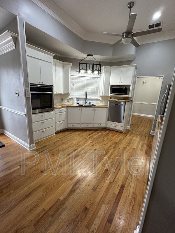 239 County Road - Photo 3 of 31