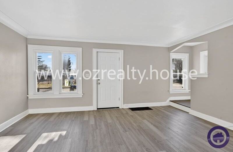 1840 Marne Ave - Photo 5 of 23