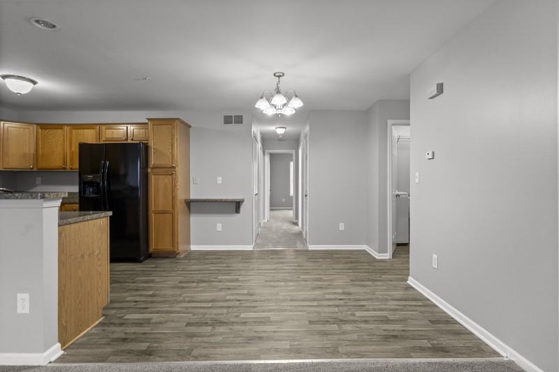 13049 Turnberry Ct - Photo 7 of 24