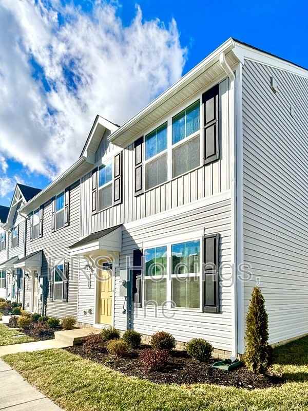 3368 Marble Loop - Photo 2 of 7