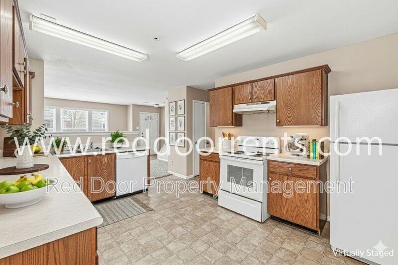 10227 Cumberland Pointe Blvd - Photo 4 of 35