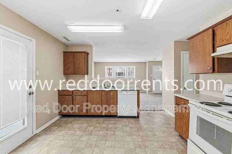 10227 Cumberland Pointe Blvd - Photo 6 of 35