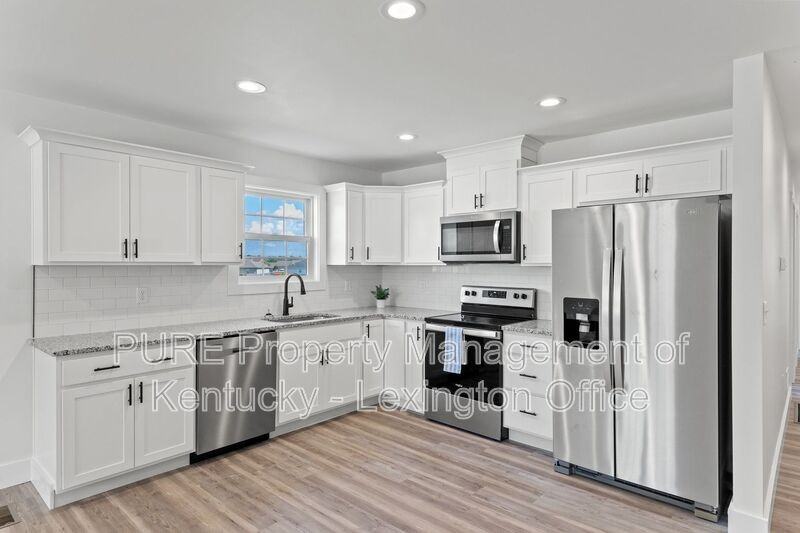 330 Winding Branch Dr - Photo 4 of 20