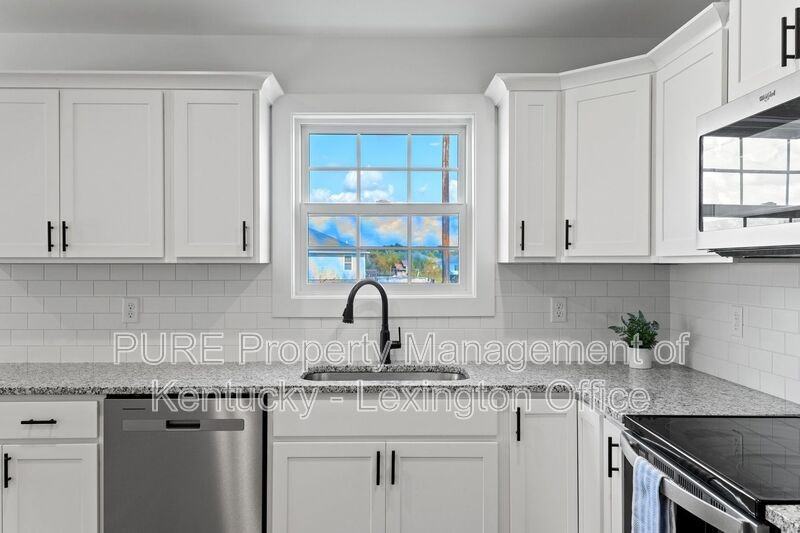 332 Winding Branch Dr - Photo 5 of 20