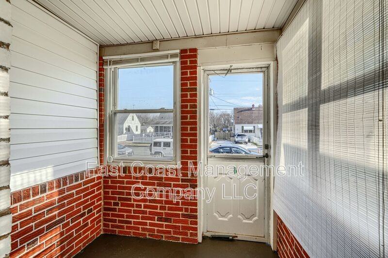 7818 New Battle Grove Rd - Photo 2 of 34