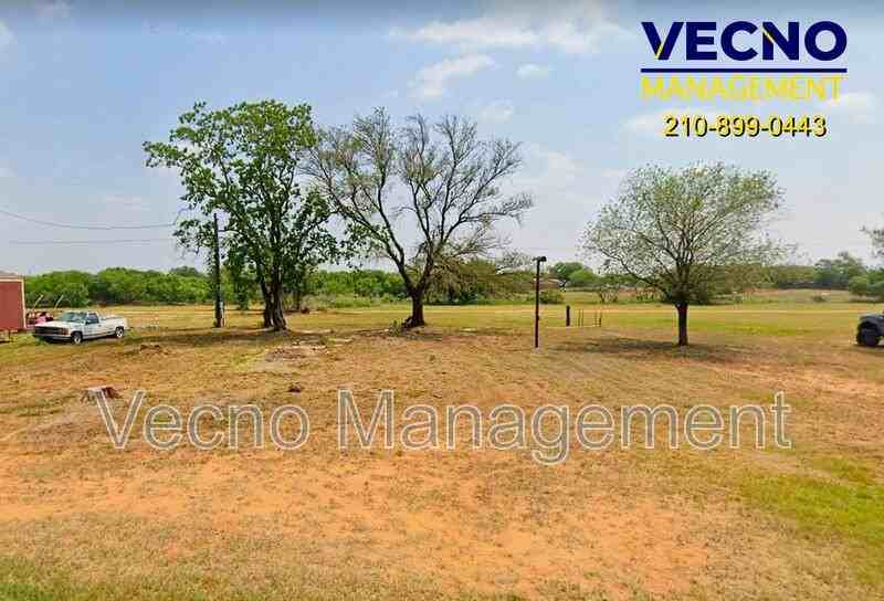 1819 County Road #13 - Photo 2 of 5