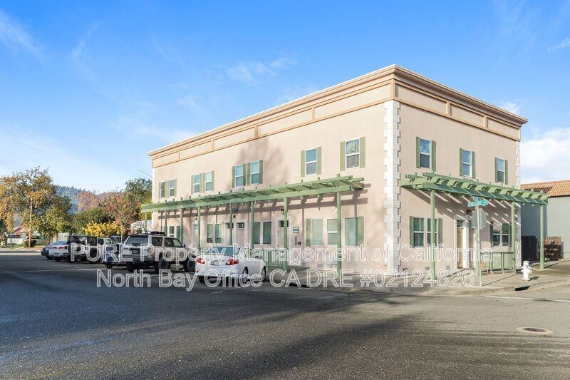 154 Railroad Ave #5 - Photo 2 of 17