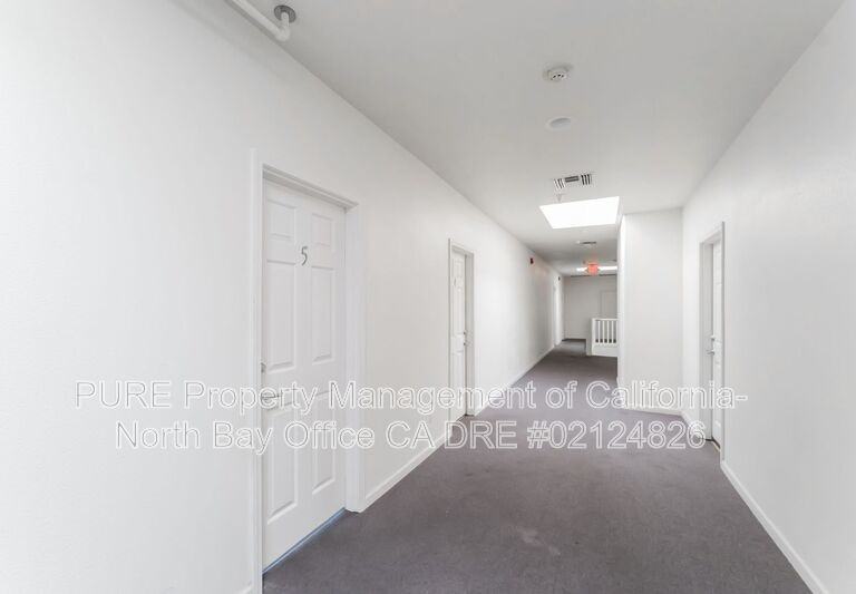 154 Railroad Ave #5 - Photo 4 of 17