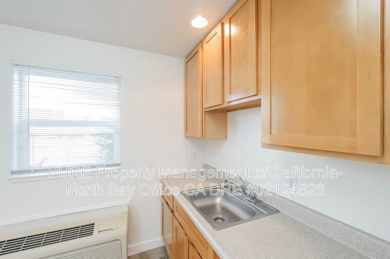 154 Railroad Ave #5 - Photo 7 of 17