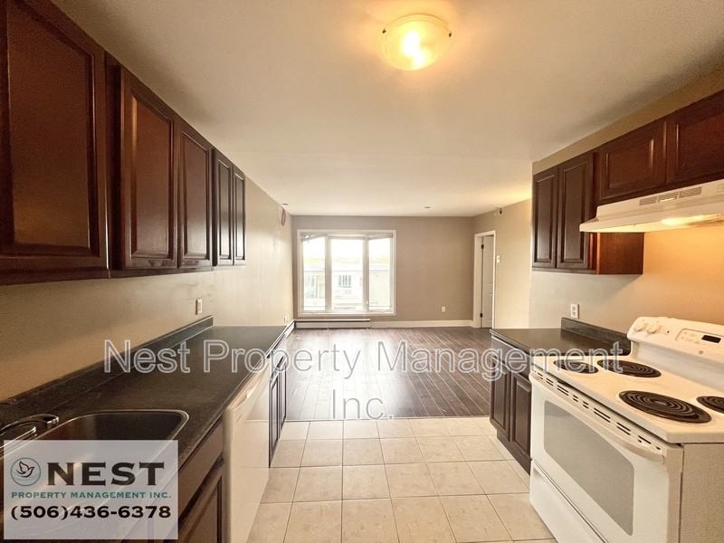 227 West Lane - Photo 3 of 26