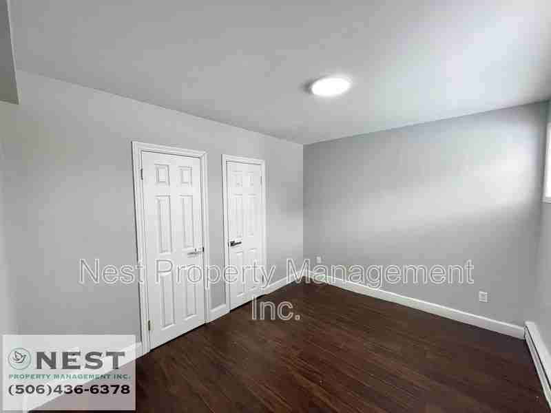 227 West Lane - Photo 5 of 18