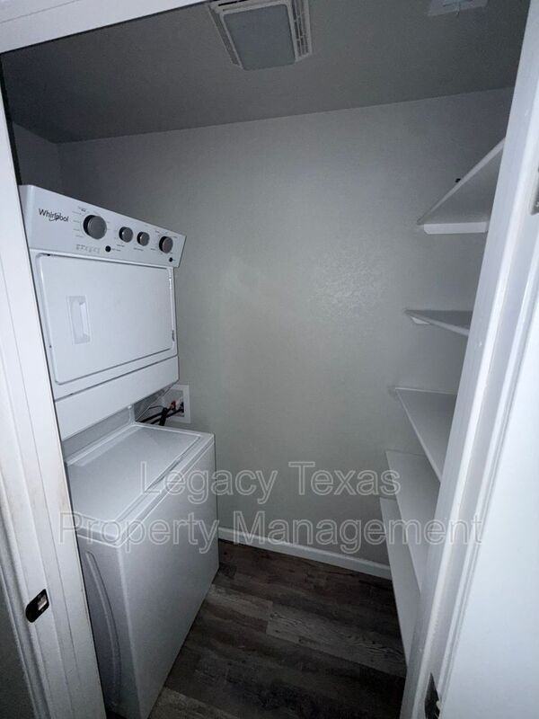 101 Lane Ave - Photo 5 of 10