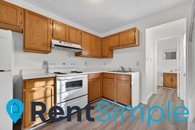 430 Chase St - Photo 7 of 22