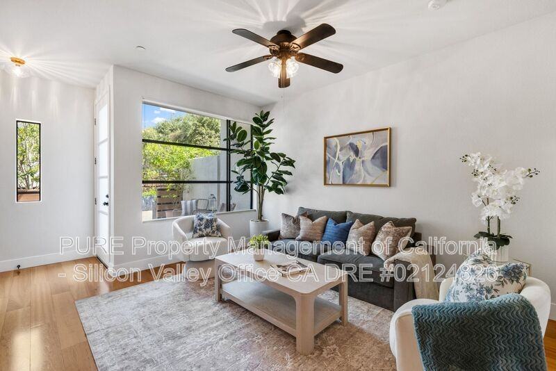 110 S 1st St - Photo 3 of 15