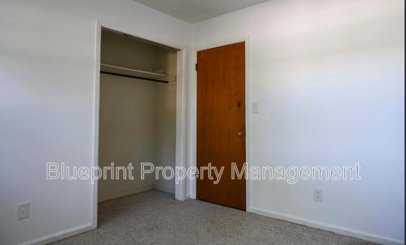 1316 58th St S - Photo 3 of 9