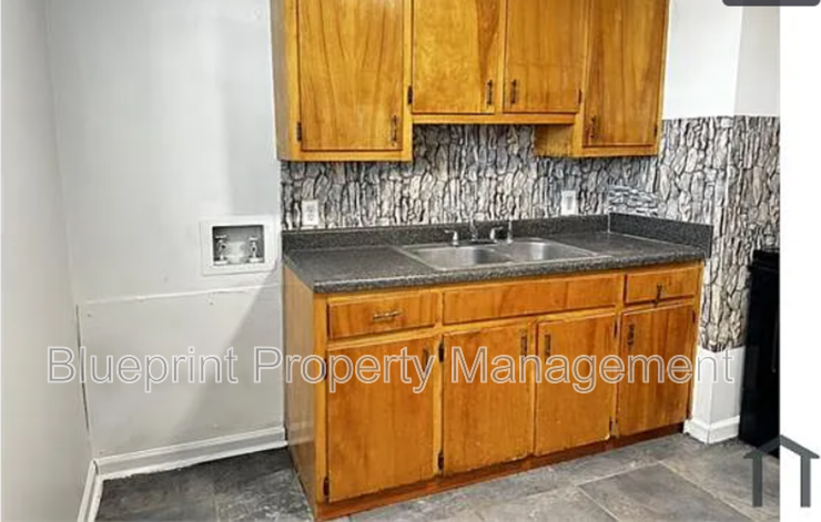 1113 Elm Ave #C - Photo 5 of 7