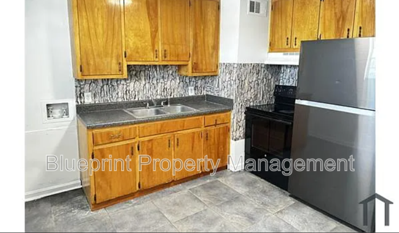 1113 Elm Ave #C - Photo 6 of 7