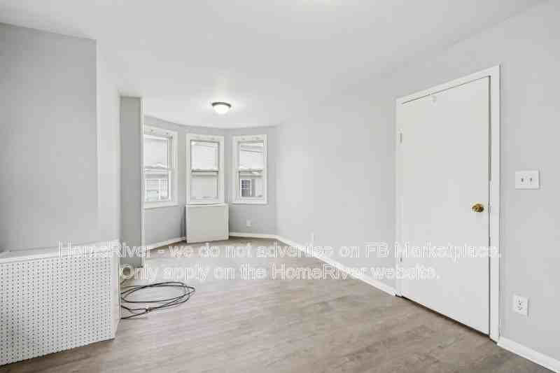 366 Oswald Pl - Photo 5 of 27