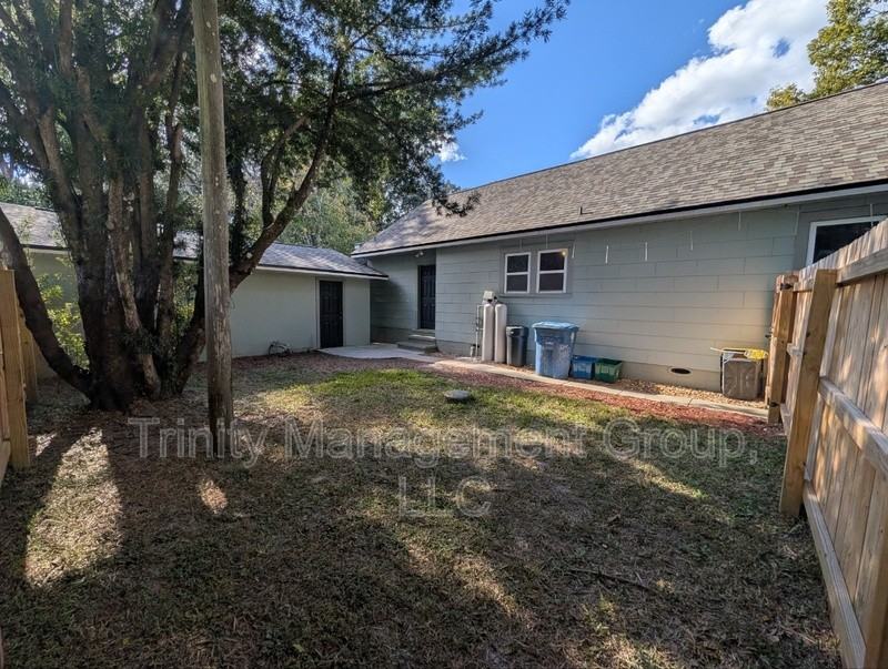 16252 Hurban St - Photo 5 of 10