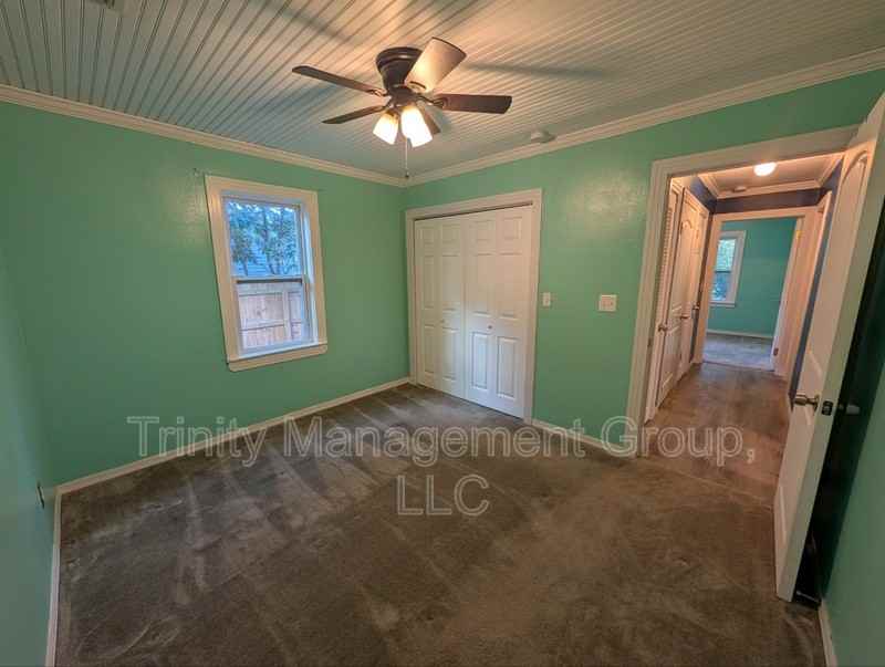 16252 Hurban St - Photo 6 of 10