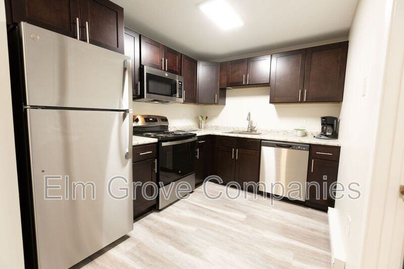 78 Hemingway Dr #78-52 - Photo 2 of 20