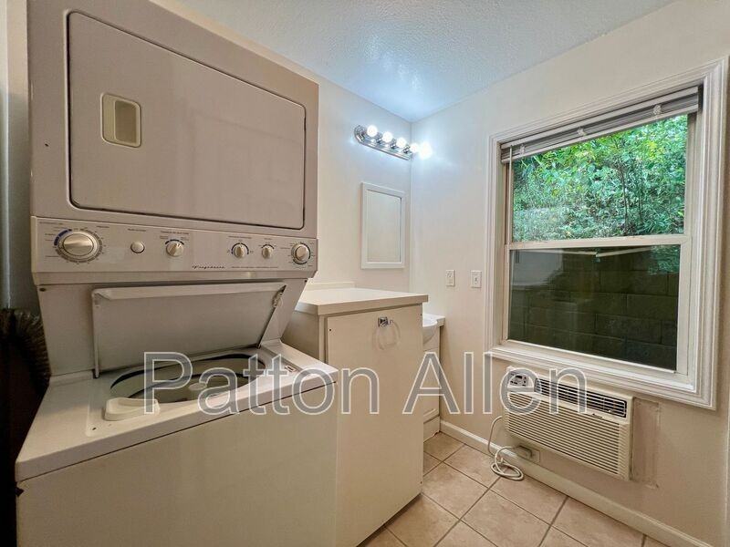 93 Citadel Dr #301 - Photo 5 of 14