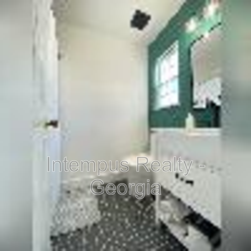 301 Station Trl - Photo 5 of 14